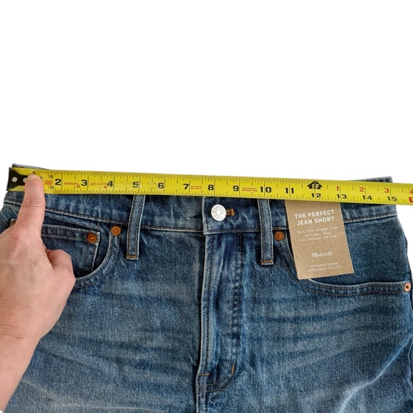 Madewell The Perfect Jean Short - Picture 14 of 16